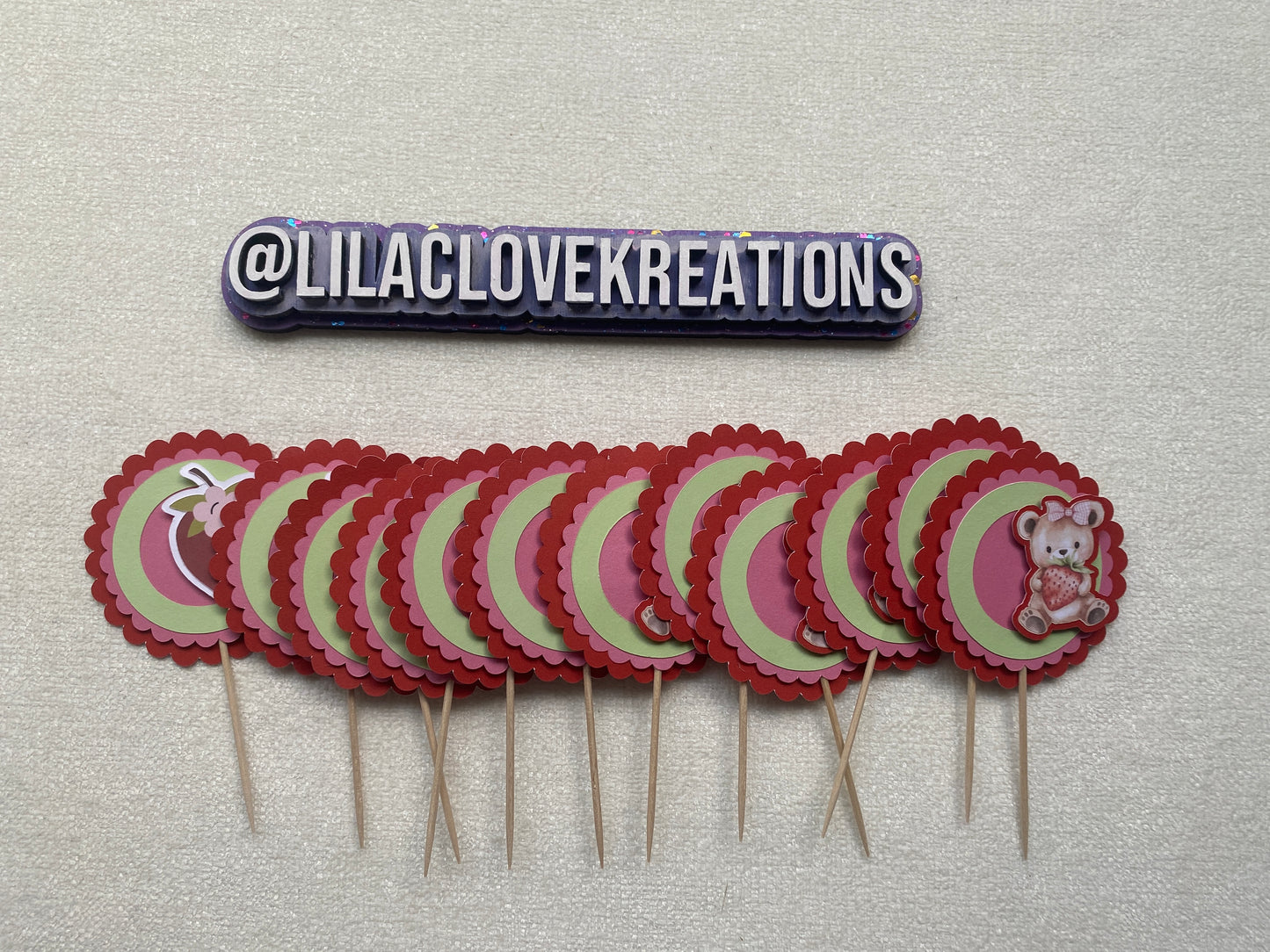 STRAWBERRY BEAR CUPCAKE TOPPERS