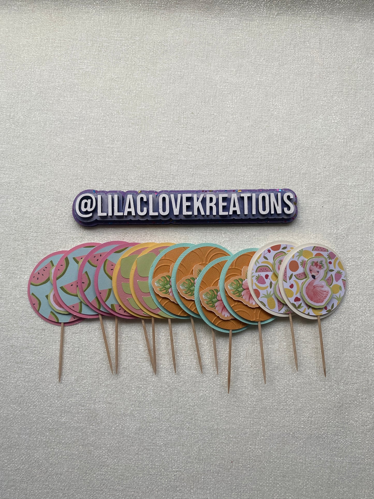 TROPICAL CUPCAKE TOPPERS