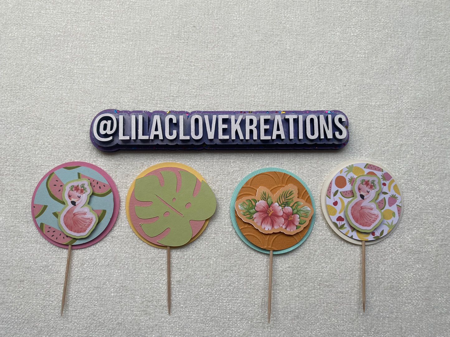 TROPICAL CUPCAKE TOPPERS
