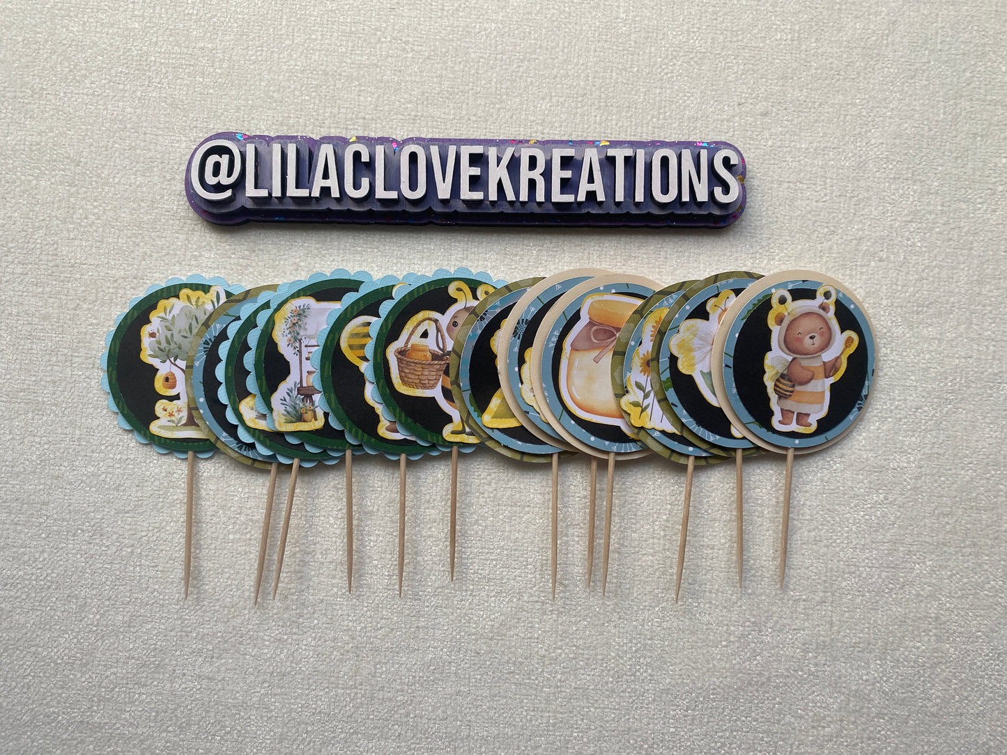 HONEY BEAR CUPCAKE TOPPERS