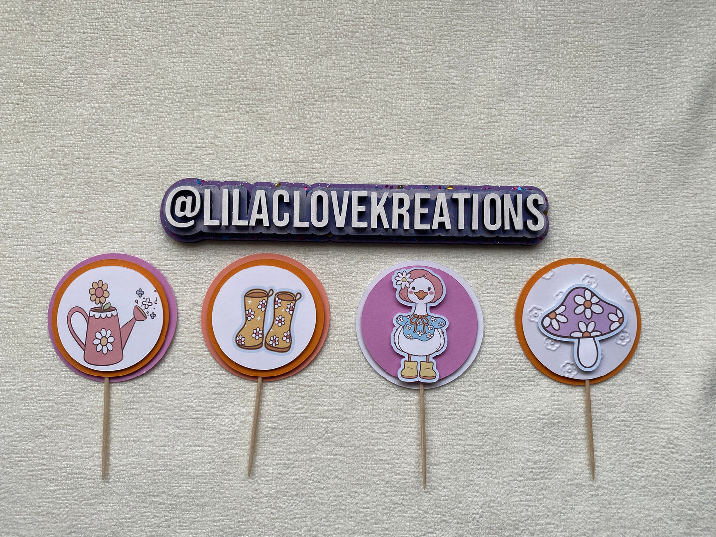 GARDEN GOOSE CUPCAKE TOPPERS