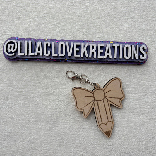 SCHOOL BASICS KEYCHAIN COLLECTION