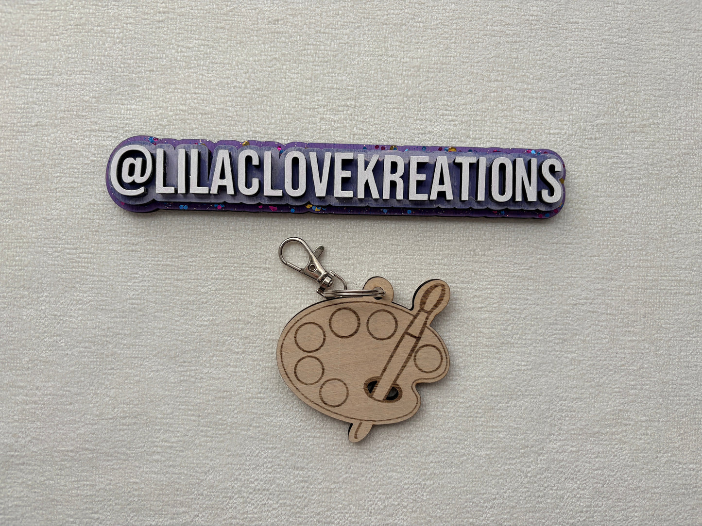 SCHOOL BASICS KEYCHAIN COLLECTION